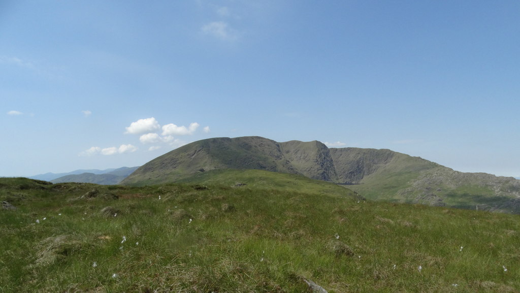 Ridge leading W towards Stumpa Duloigh © Colin Park cc-by-sa/2.0 ...