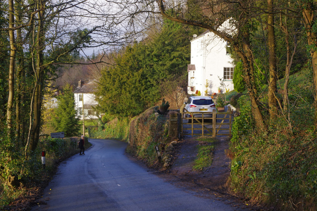 Brigsteer Brow © Stephen McKay cc-by-sa/2.0 :: Geograph Britain and Ireland