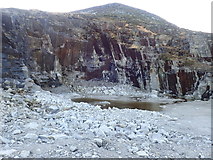 J3729 : The abandoned Thomas's Mountain Granite Quarry by Eric Jones