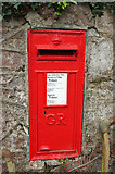 SX8962 : Postbox, Livermead by Derek Harper