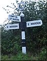 SU8015 : Direction Sign - Signpost at the east end of Long Lane. Marden by Milestone Society