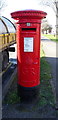TA0526 : George V postbox on Hessle Road, Hull by JThomas