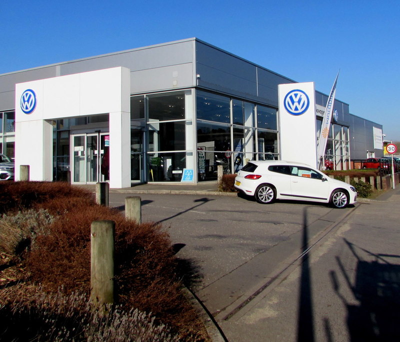 Volkswagen dealership in the south of... © Jaggery cc-by-sa/2.0