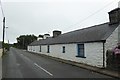 Cottages along Ffordd Morfa Bychan