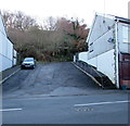 Side road ascending from the B4275 in Abercynon