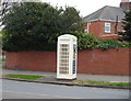 K6 telephone box on National Avenue, Hull