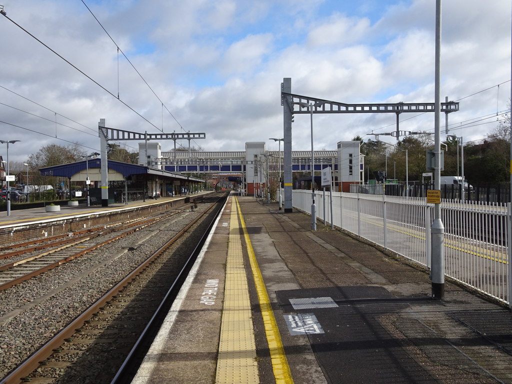 Twyford railway station, Berkshire © Nigel Thompson cc-by-sa/2.0 ...