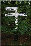 TQ8521 : Old Direction Sign - Signpost by Oakwood, Beckley parish by Milestone Society