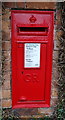 Close up, George V postbox on Alkington Road, Whitchurch