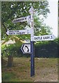 Direction Sign - Signpost in Yarlington