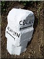 SW8961 : Old Guide Stone near Trebudannon, St Columb Major by Milestone Society