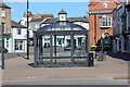 Glass shelter, South Street, Alford