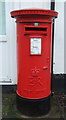 Elizabeth II postbox on Monk Street, Abergavenny