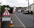 Un rhes o draffig/Single file traffic, Station Road, Ystradgynlais