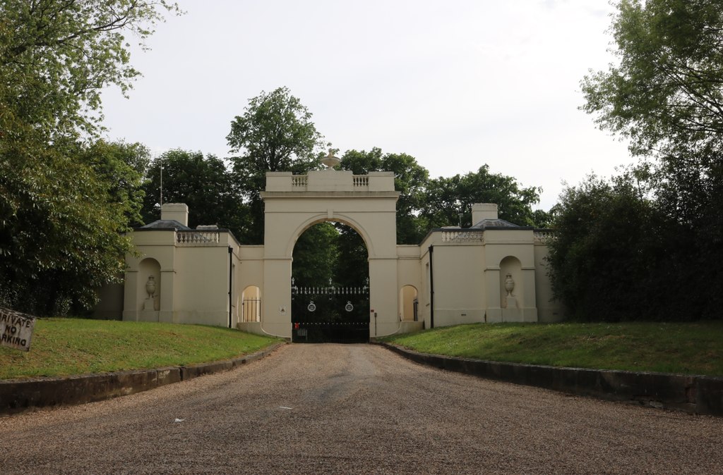 The gatehouse to Kelvedon Hall © David Howard cc-by-sa/2.0 :: Geograph