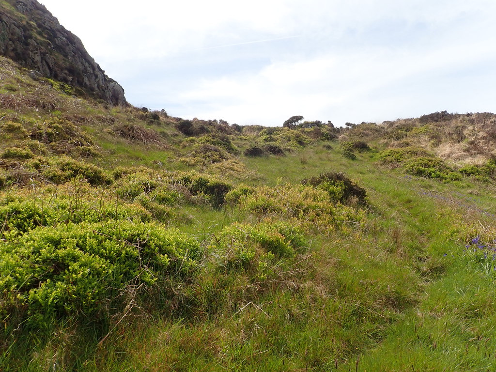 Path ascending the upper western slopes... © Eric Jones cc-by-sa/2.0 ...