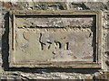 NY9038 : Date stone on cottages at the foot of Scutterhill Bank by Mike Quinn