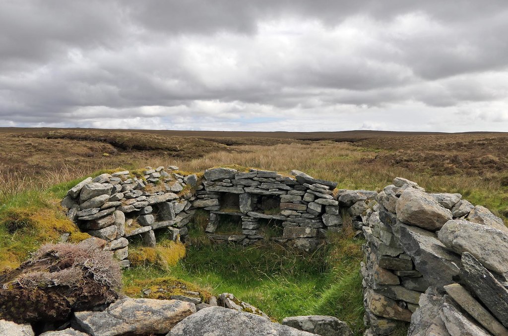 Shieling hut, Gearraidh Euscleit, Isle... © Claire Pegrum cc-by-sa/2.0 ...