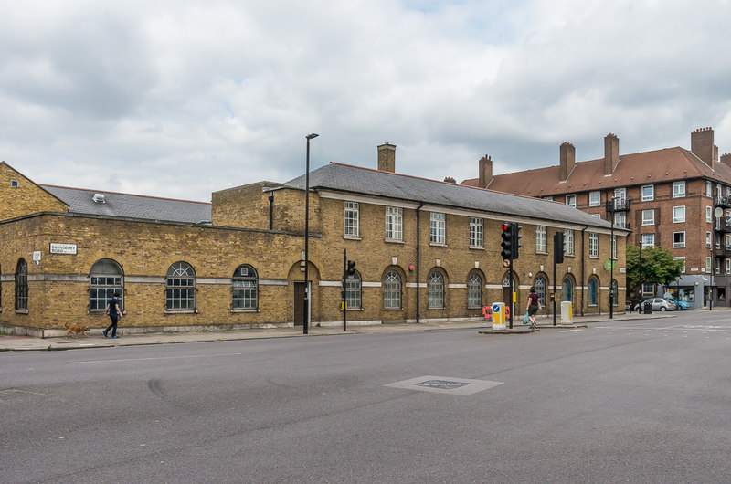 Job Centre Plus © Ian Capper ccbysa/2.0 Geograph Britain and Ireland