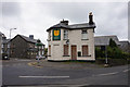 Arfbais Wynnes Public House on Manod Road