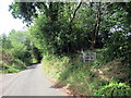 Llwybr ar Heol Herberdeg / Path on Herberdeg Road