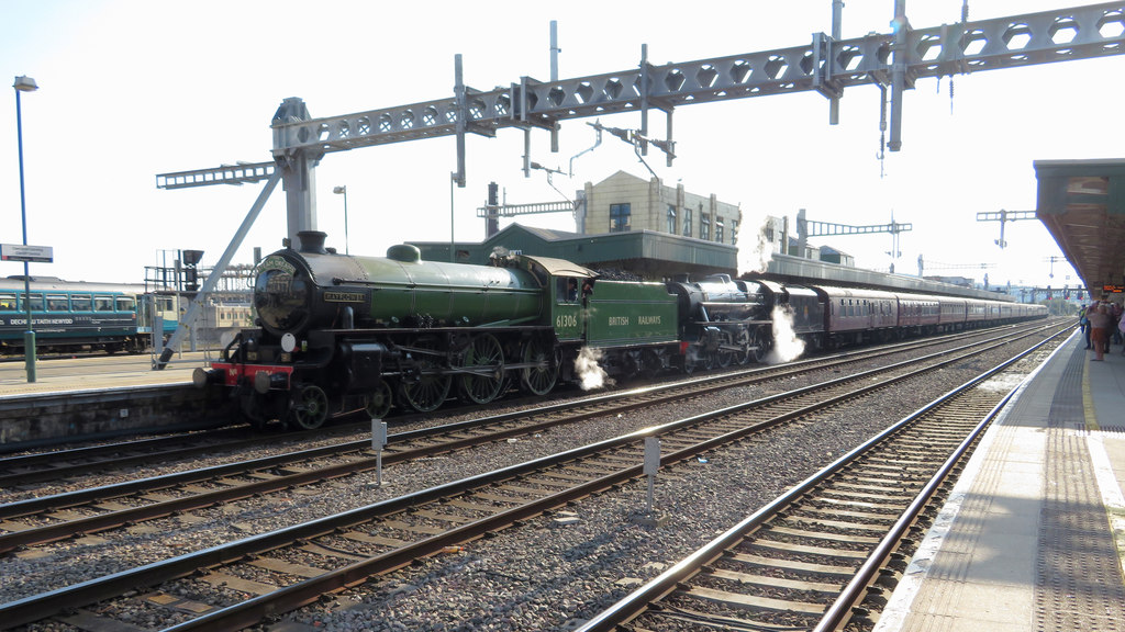 Railtour At Cardiff Central © Gareth James Cc By Sa20 Geograph Britain And Ireland 3288