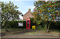 Telephone box, Church End