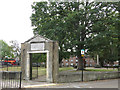 Former graveyard, Cross Street