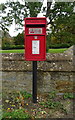 Elizabeth II postbox, Darlingscott