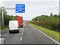 N7913 : Westbound M7 approaching Junction 12 by David Dixon