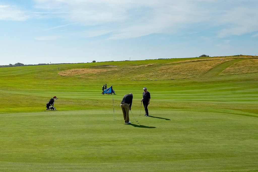 Nefyn & District Golf Club © Jeff Buck cc-by-sa/2.0 :: Geograph Britain ...