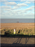 TF6638 : View from the sea defences, Heacham by habiloid
