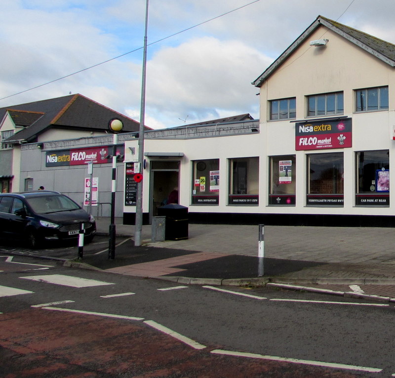 Supermarket, Boverton Road, Llantwit... © Jaggery Cc-by-sa/2.0 ...