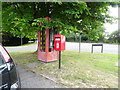 Elizabeth II postbox and telephone box on Woodland View, North Wroughton