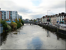 W6671 : River Lee, south channel, Cork by Robin Webster