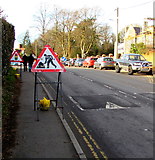 SO0002 : Temporary signs alongside Cwmbach Road, Aberdare by Jaggery