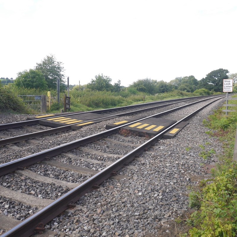 Hereford to Shrewsbury railway © Richard Webb cc-by-sa/2.0 :: Geograph ...