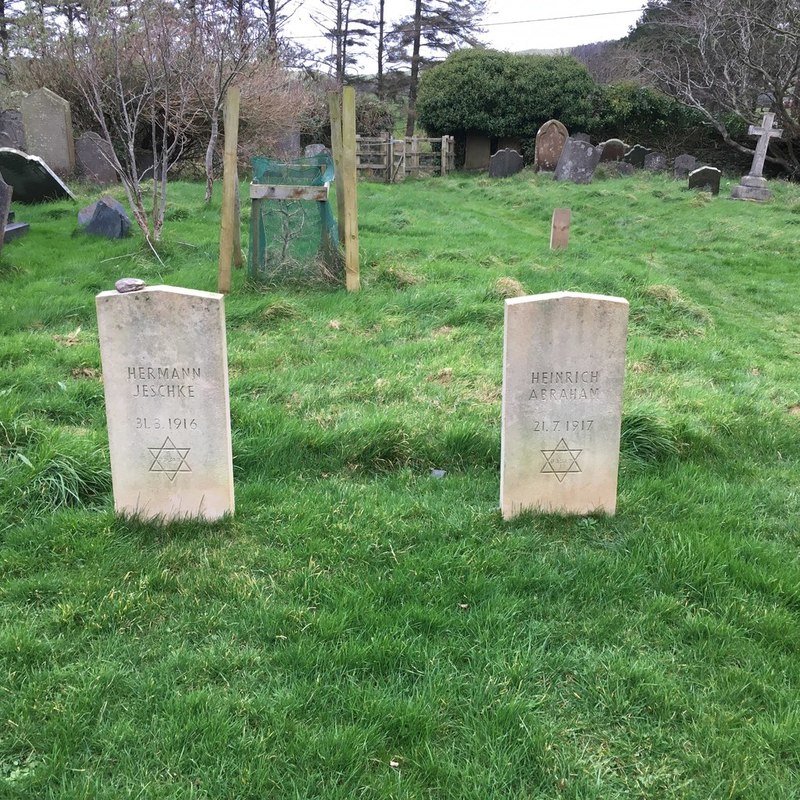 Headstones of two Jewish internees © Richard Hoare cc-by-sa/2.0 ...