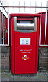SE6132 : Royal Mail parcel postbox on Micklegate, Selby by JThomas