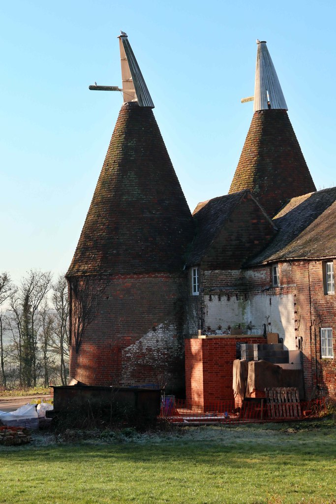 Oast House At Halden Place Halden Lane © Oast House Archive Cc By Sa20 Geograph