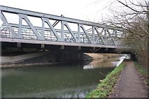 TQ1484 : Rail bridge over the Grand Union Canal at Northolt by Ian S