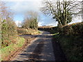 Heol ger Ffarm y Wern / Road near Wern Farm