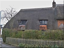 SU1329 : Salisbury houses [4] by Michael Dibb