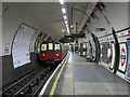 Archway tube station - northbound platform