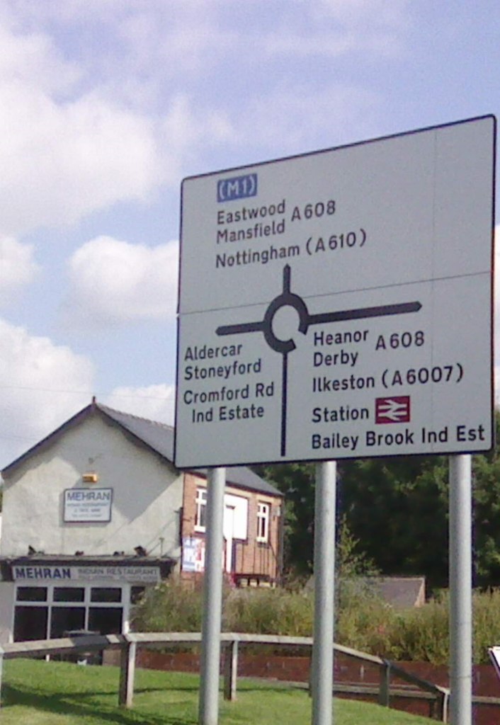 UK Roundabout Sign Gary Cc By Sa 2 0 Geograph Britain And Ireland   6413166 46e2657d 1024x1024 