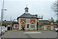 Hatch End station