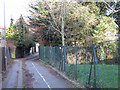 Footpath between Brook Avenue and Farm Road