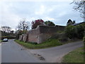 Splendid wall in Three Gates Lane