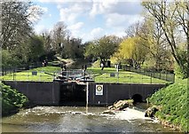 TL2796 : Ashline Lock on Briggate River in Whittlesey by Richard Humphrey