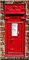 SE9469 : Victorian postbox on Main Street, East Lutton by JThomas